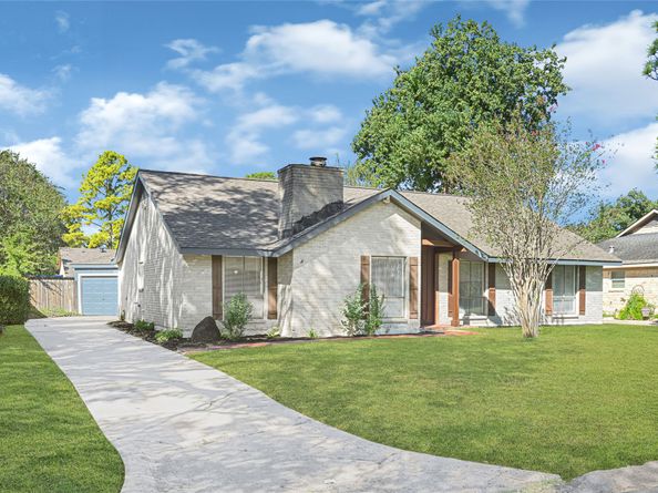 4318 Belle Park Drive, Houston TX 77072