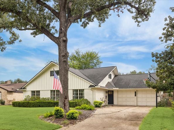 2406 Brooktree Drive, Houston TX 77008