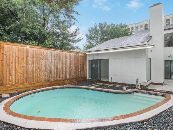 1735 Norfolk Street, Houston TX 77098