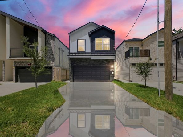 8121 Venus Street, Houston TX 77088