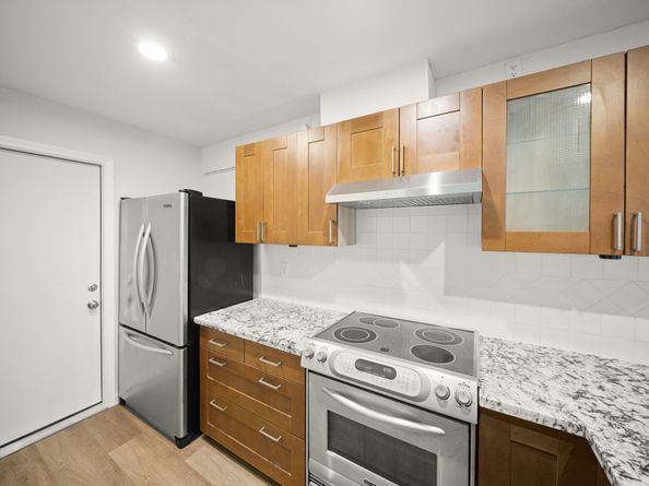 2601 Augusta Drive 5, Houston TX 77057
