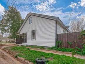 7422 Avenue I, Houston TX 77011