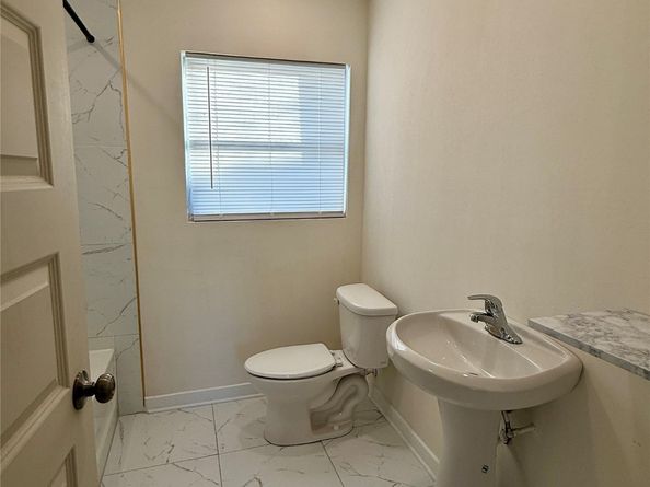 7318 Thurow Street, Houston TX 77087