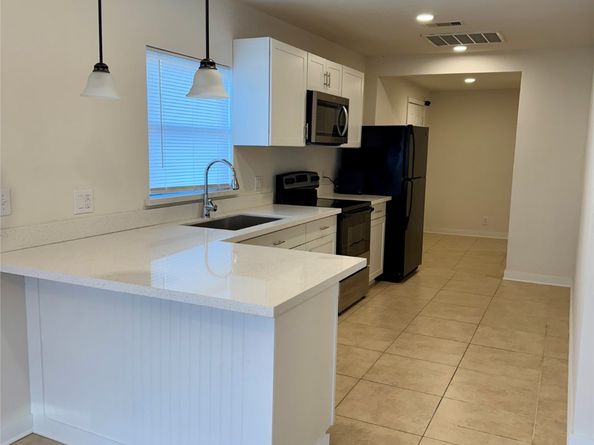 7318 Thurow Street, Houston TX 77087