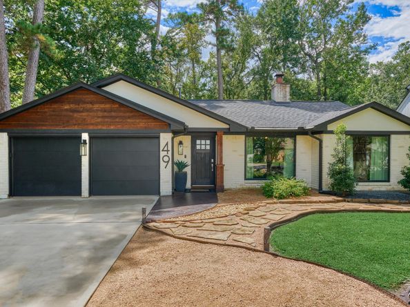 49 N Deerfoot Circle, The Woodlands TX 77380