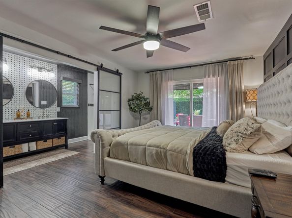 49 N Deerfoot Circle, The Woodlands TX 77380