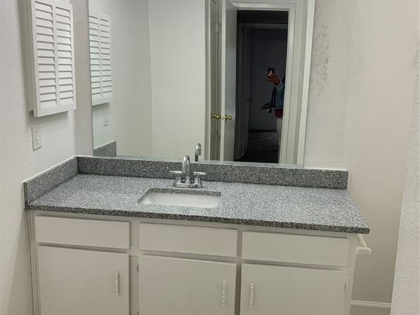 5625 Antoine Drive 1107, Houston TX 77091