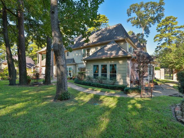 8719 Chelmsford Lane, Spring TX 77379