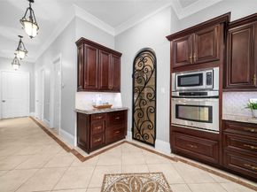 3802 Louvre Lane, Houston TX 77082