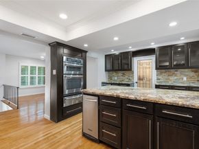 13 Whistlers Court, The Woodlands TX 77380