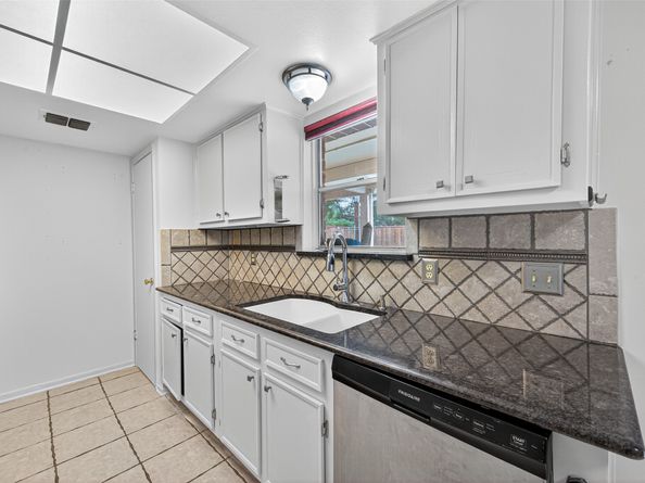 6926 Pine Grove Drive, Houston TX 77092