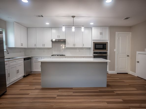 5119 Green Springs Drive, Houston TX 77066