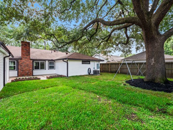 2535 Southwick Street, Houston TX 77080