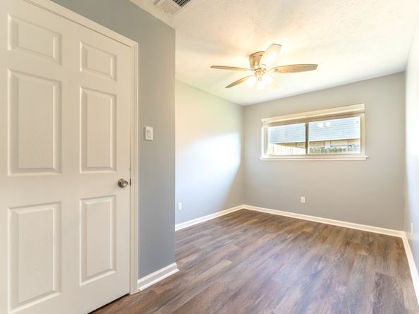 11803 Brook Meadows Lane, Meadows Place TX 77477