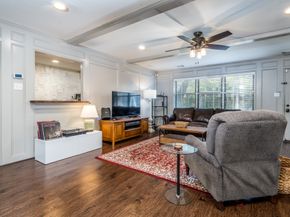 11927 Oakcroft Drive, Houston TX 77070
