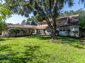 11927 Oakcroft Drive, Houston TX 77070