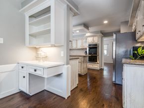 11927 Oakcroft Drive, Houston TX 77070