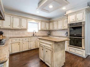 11927 Oakcroft Drive, Houston TX 77070
