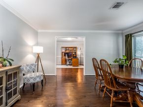 11927 Oakcroft Drive, Houston TX 77070