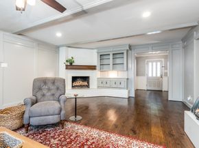 11927 Oakcroft Drive, Houston TX 77070