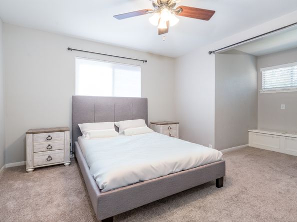 11927 Oakcroft Drive, Houston TX 77070