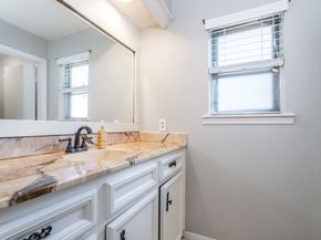 11927 Oakcroft Drive, Houston TX 77070