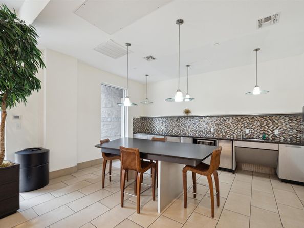 300 St Joseph Parkway 223, Houston TX 77002