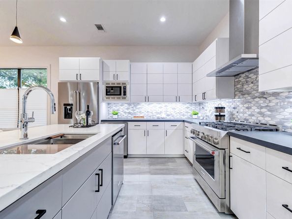 2103 Brimberry Street, Houston TX 77018