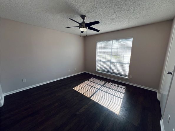 2120 El Paseo Street 1703, Houston TX 77054