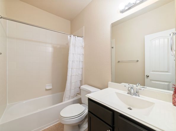25307 Saddlebrook Champion Way, Tomball TX 77375