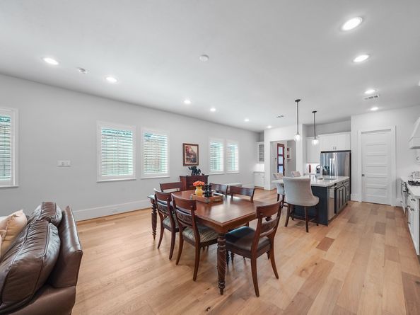812 E 24th Street, Houston TX 77009