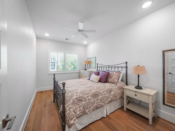 812 E 24th Street, Houston TX 77009