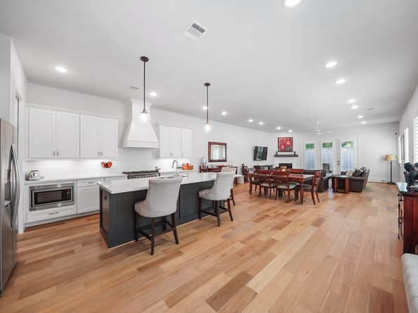 812 E 24th Street, Houston TX 77009