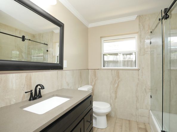 5714 Nina Lee Lane, Houston TX 77092