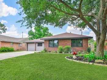 5714 Nina Lee Lane