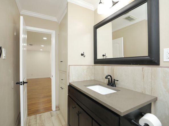 5714 Nina Lee Lane, Houston TX 77092