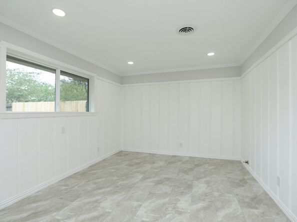 5714 Nina Lee Lane, Houston TX 77092