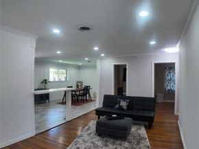 5714 Nina Lee Lane, Houston TX 77092