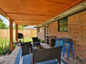 5714 Nina Lee Lane, Houston TX 77092