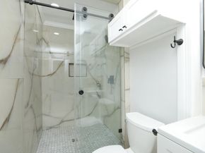 5714 Nina Lee Lane, Houston TX 77092