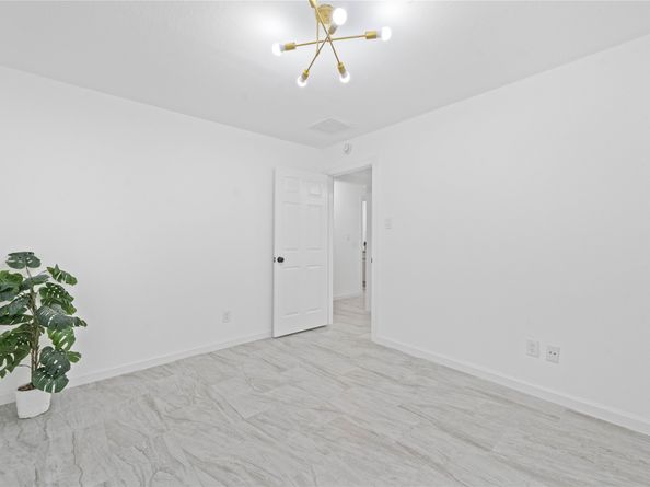 12007 Sharpcrest Street, Houston TX 77072