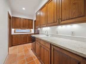 5040 Fieldwood Drive, Houston TX 77056