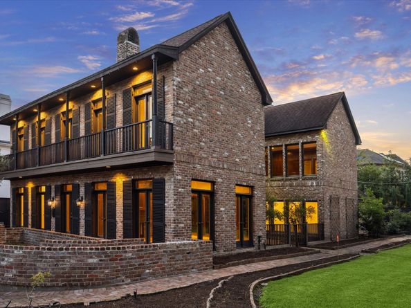 5040 Fieldwood Drive, Houston TX 77056
