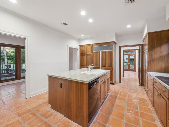 5040 Fieldwood Drive, Houston TX 77056