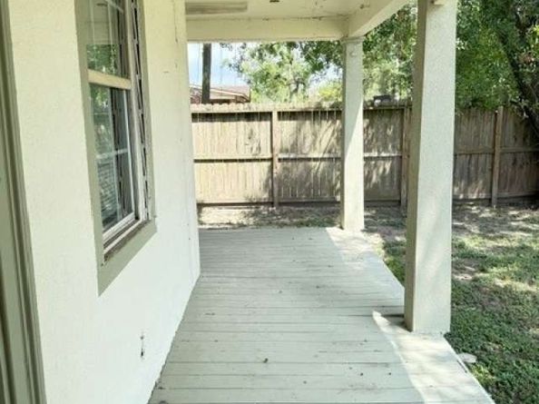 6038 Saxon Drive, Houston TX 77092