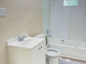 6038 Saxon Drive, Houston TX 77092
