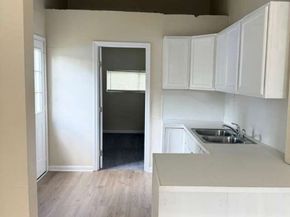 6038 Saxon Drive, Houston TX 77092
