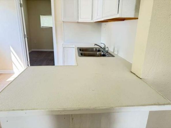 6038 Saxon Drive, Houston TX 77092