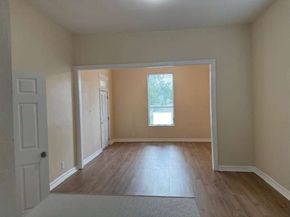 6038 Saxon Drive, Houston TX 77092