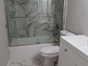 12955 Woodforest Boulevard 53, Houston TX 77015